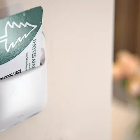 Fenyves * Balatonfenyves