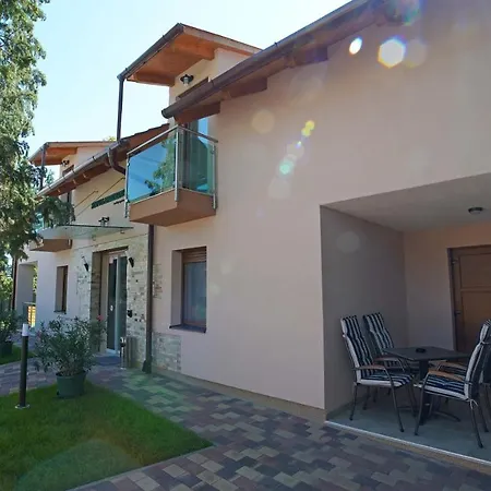 Fenyves * Balatonfenyves