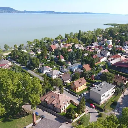 Apartamento Fenyves *