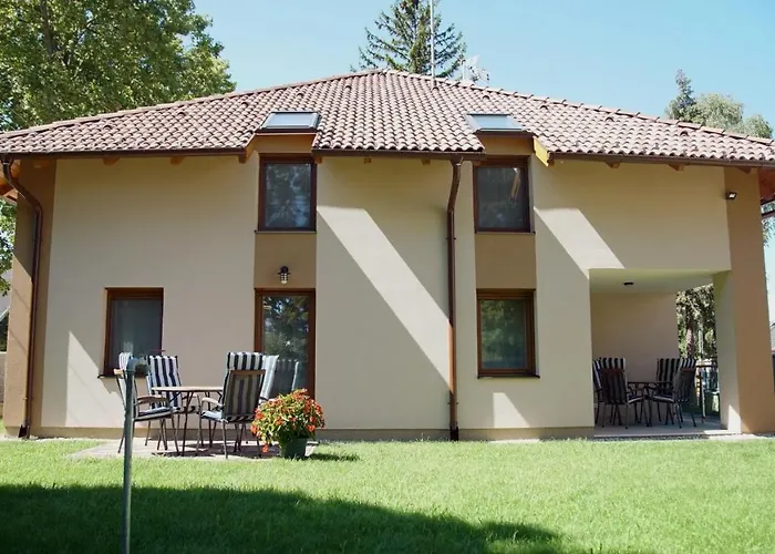 Fenyves Balatonfenyves